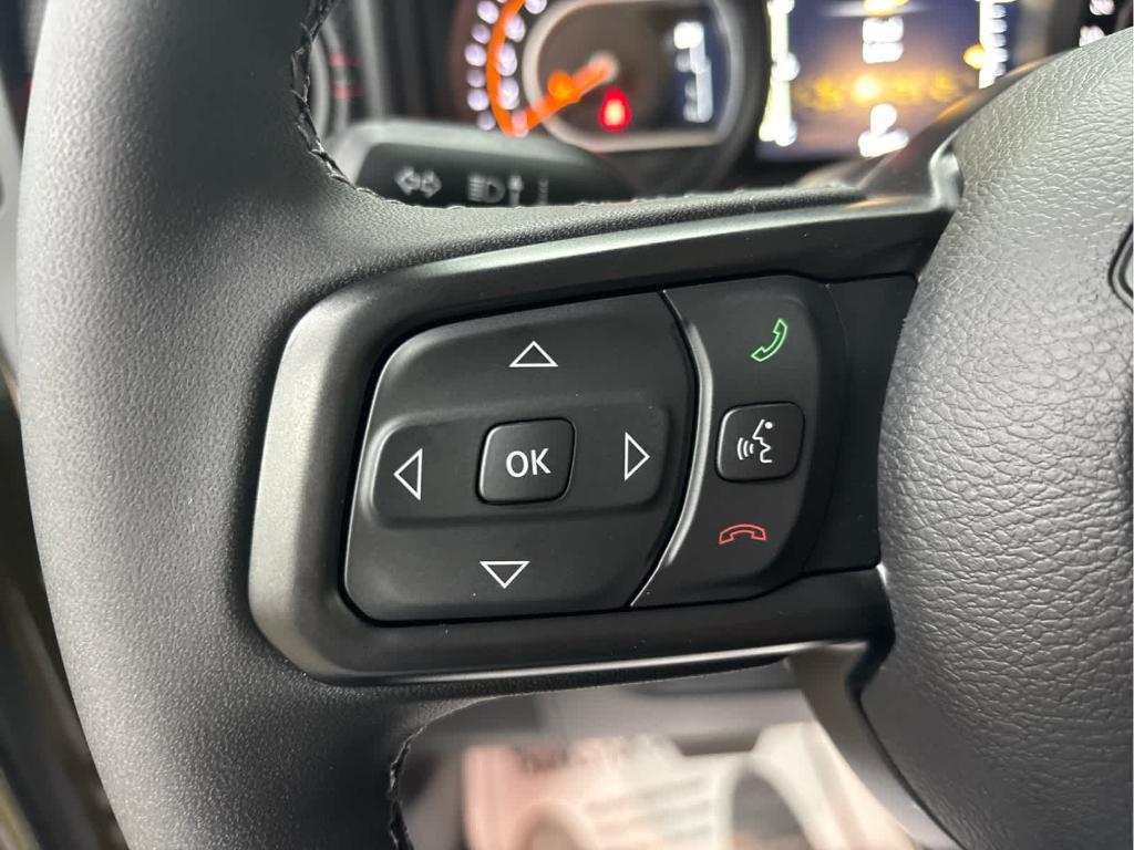 new 2025 Jeep Gladiator car, priced at $49,677