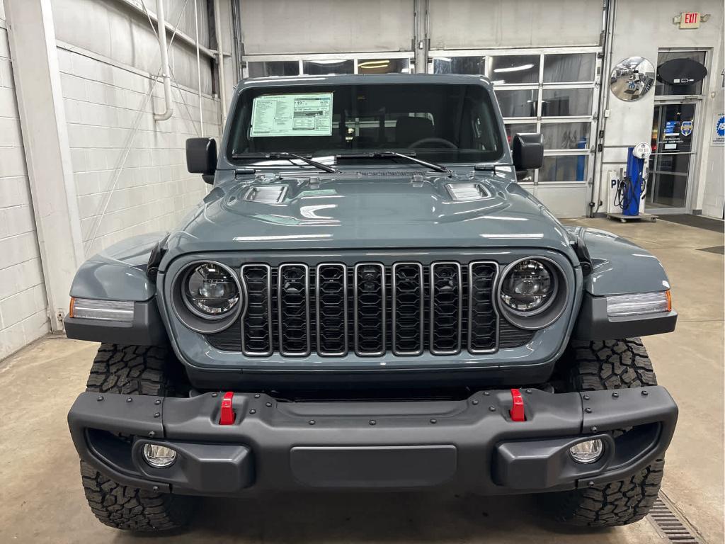 new 2025 Jeep Gladiator car, priced at $57,028