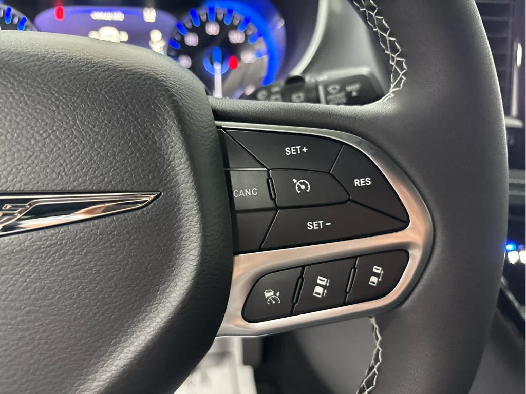 new 2025 Chrysler Pacifica car, priced at $42,019