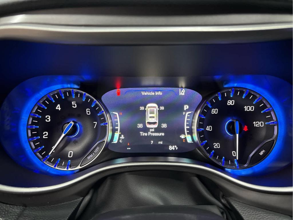 new 2025 Chrysler Pacifica car, priced at $42,019