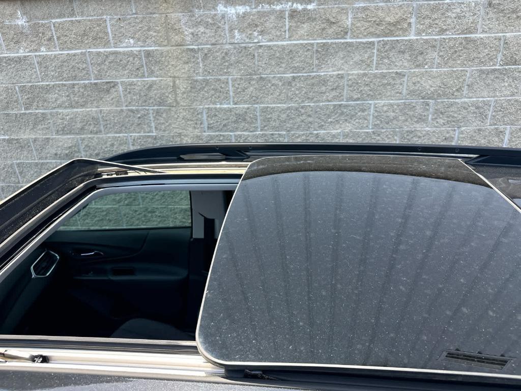 used 2022 Chevrolet Equinox car, priced at $20,500
