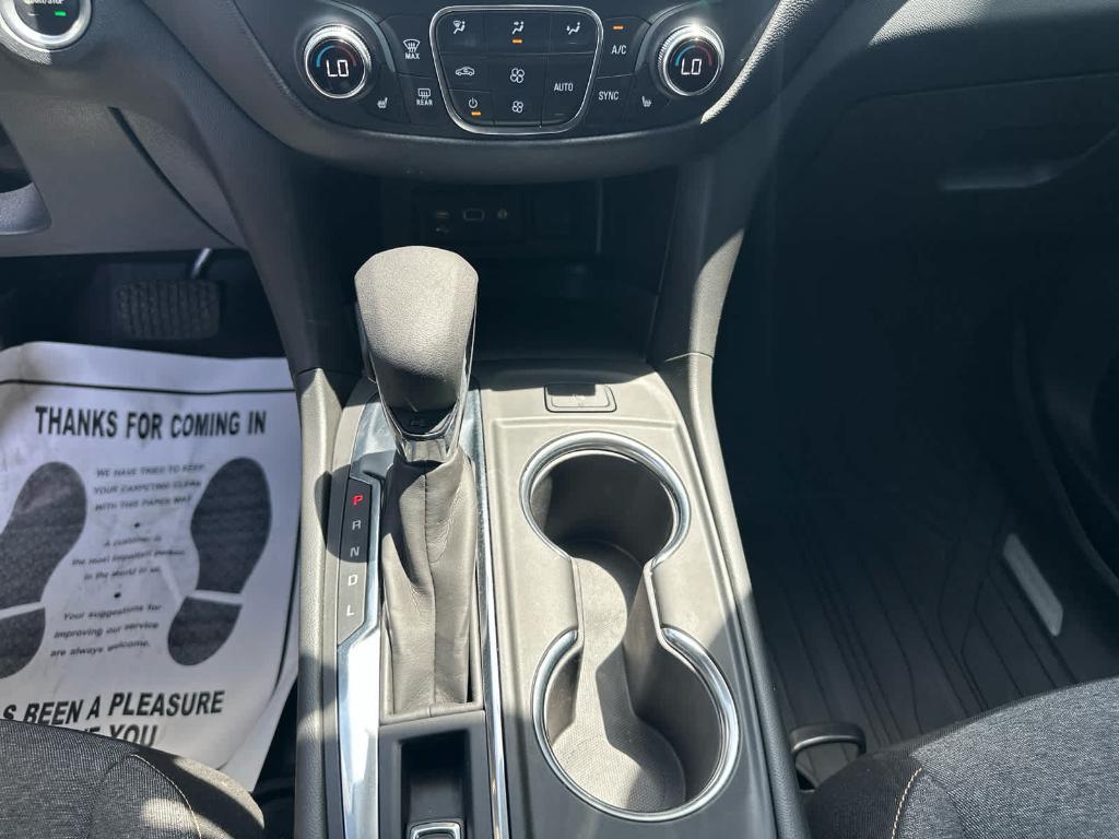 used 2022 Chevrolet Equinox car, priced at $20,500