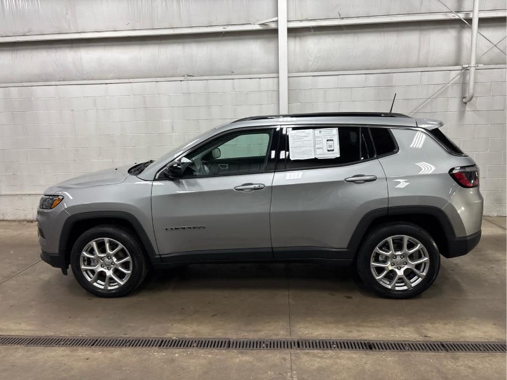 used 2022 Jeep Compass car, priced at $21,688