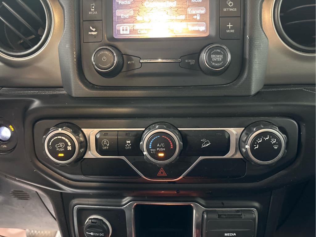 used 2021 Jeep Wrangler Unlimited car, priced at $26,100
