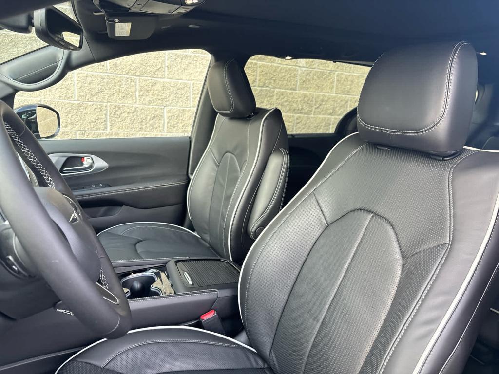 new 2026 Chrysler Pacifica car, priced at $47,598