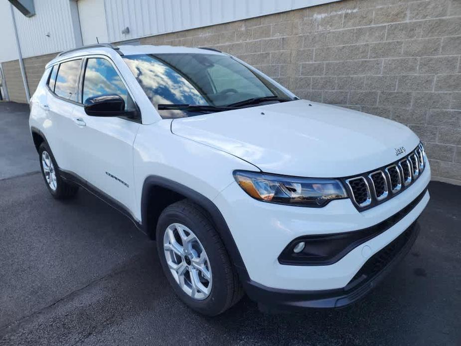 new 2025 Jeep Compass car, priced at $27,499