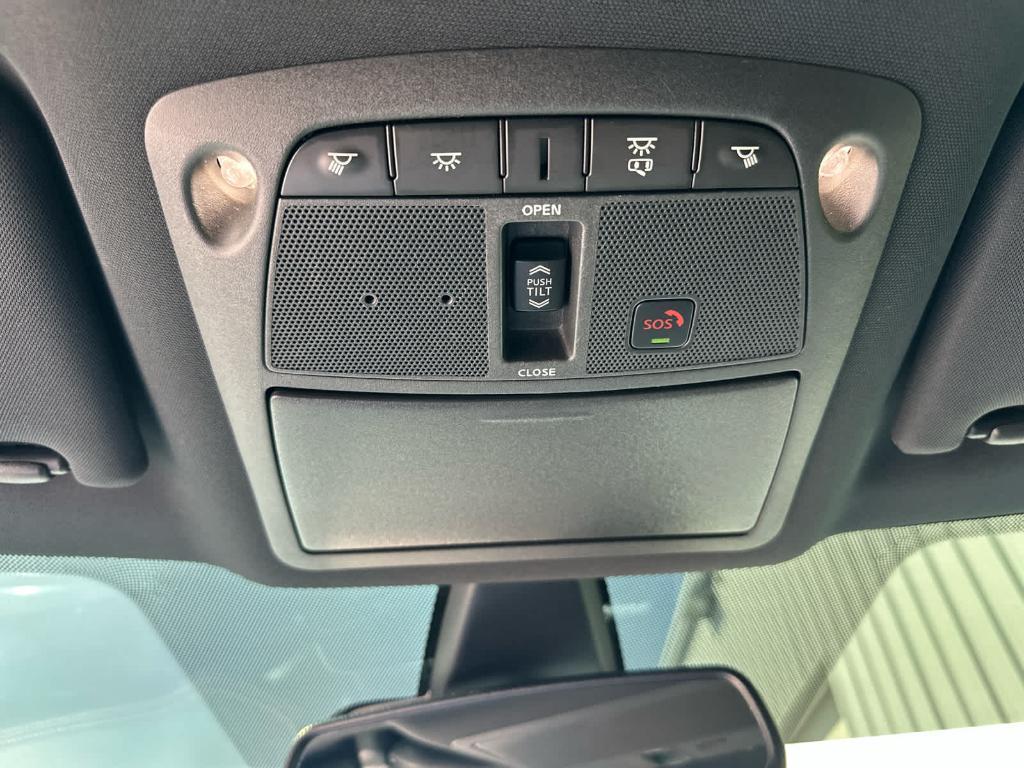 used 2021 Nissan Maxima car, priced at $25,995