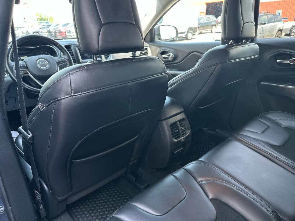 used 2020 Jeep Cherokee car, priced at $14,960
