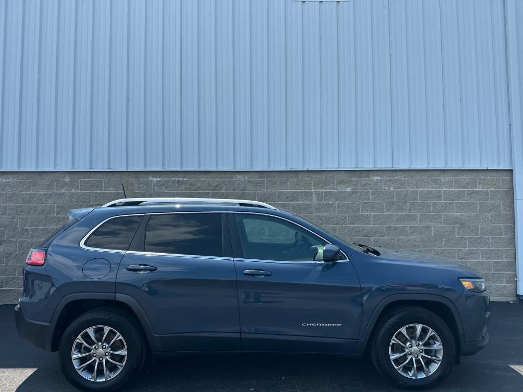 used 2020 Jeep Cherokee car, priced at $14,960