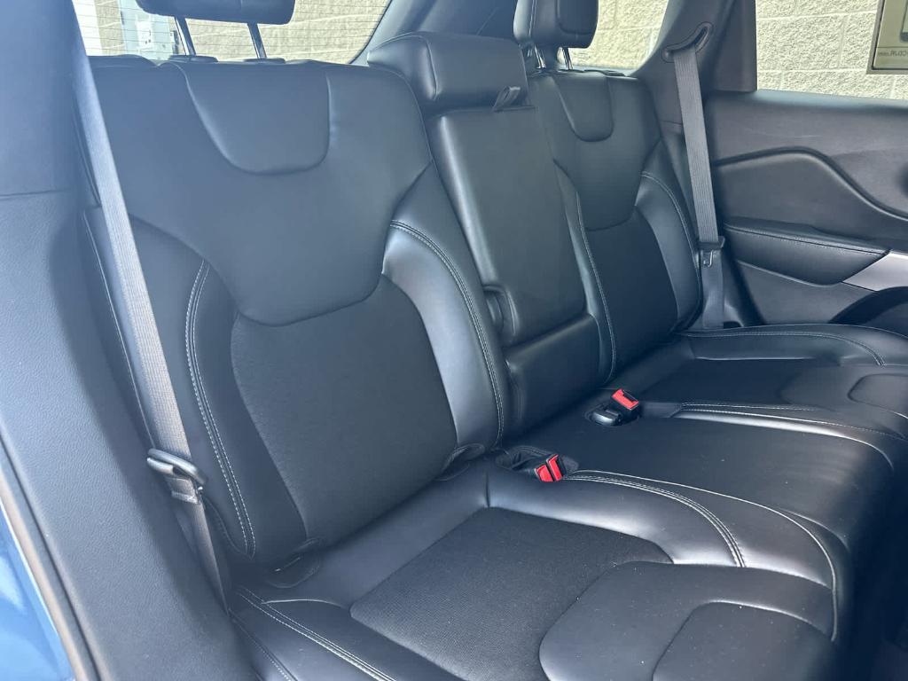 used 2020 Jeep Cherokee car, priced at $14,960