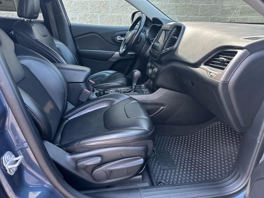 used 2020 Jeep Cherokee car, priced at $14,960