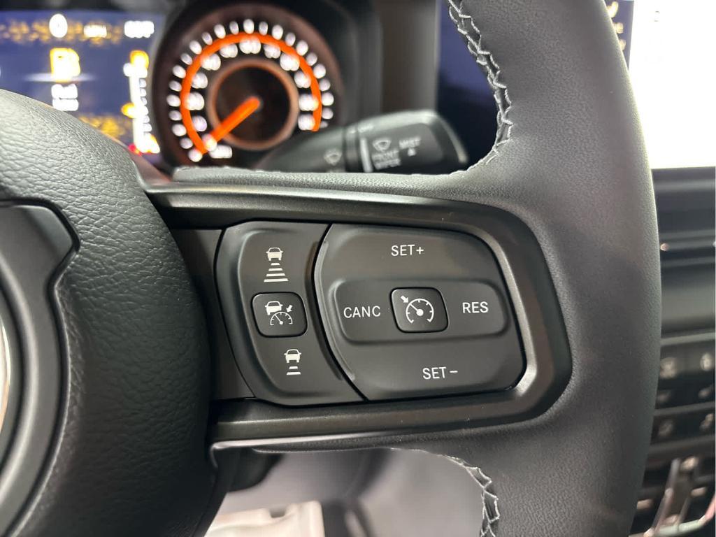 new 2025 Jeep Gladiator car, priced at $55,755