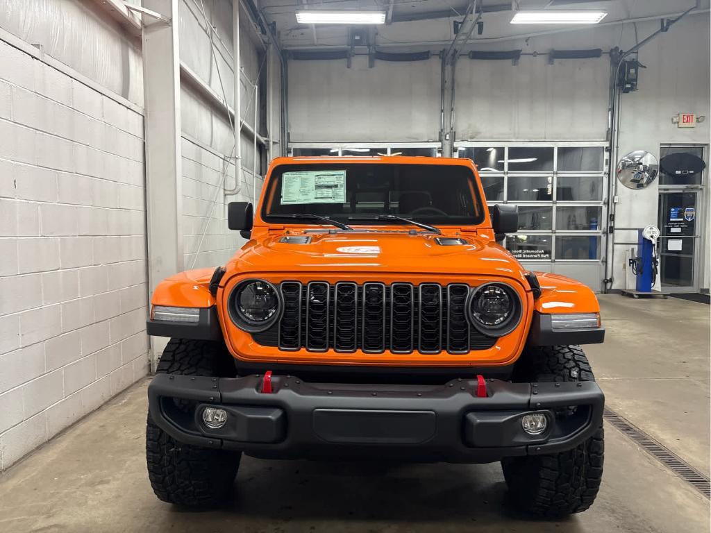 new 2025 Jeep Gladiator car, priced at $56,012