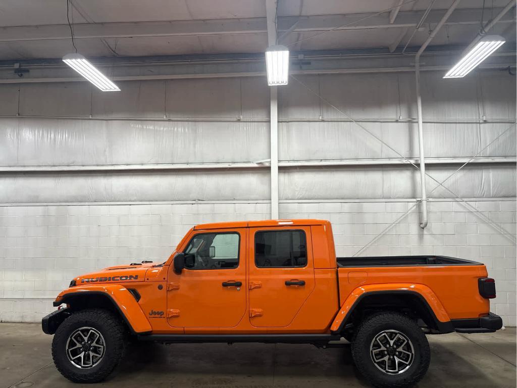 new 2025 Jeep Gladiator car, priced at $56,012