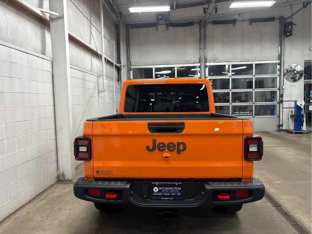 new 2025 Jeep Gladiator car, priced at $56,012
