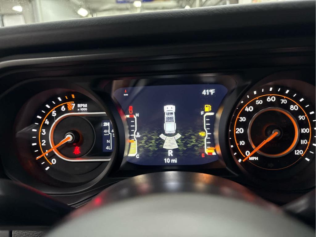 new 2025 Jeep Gladiator car, priced at $52,880