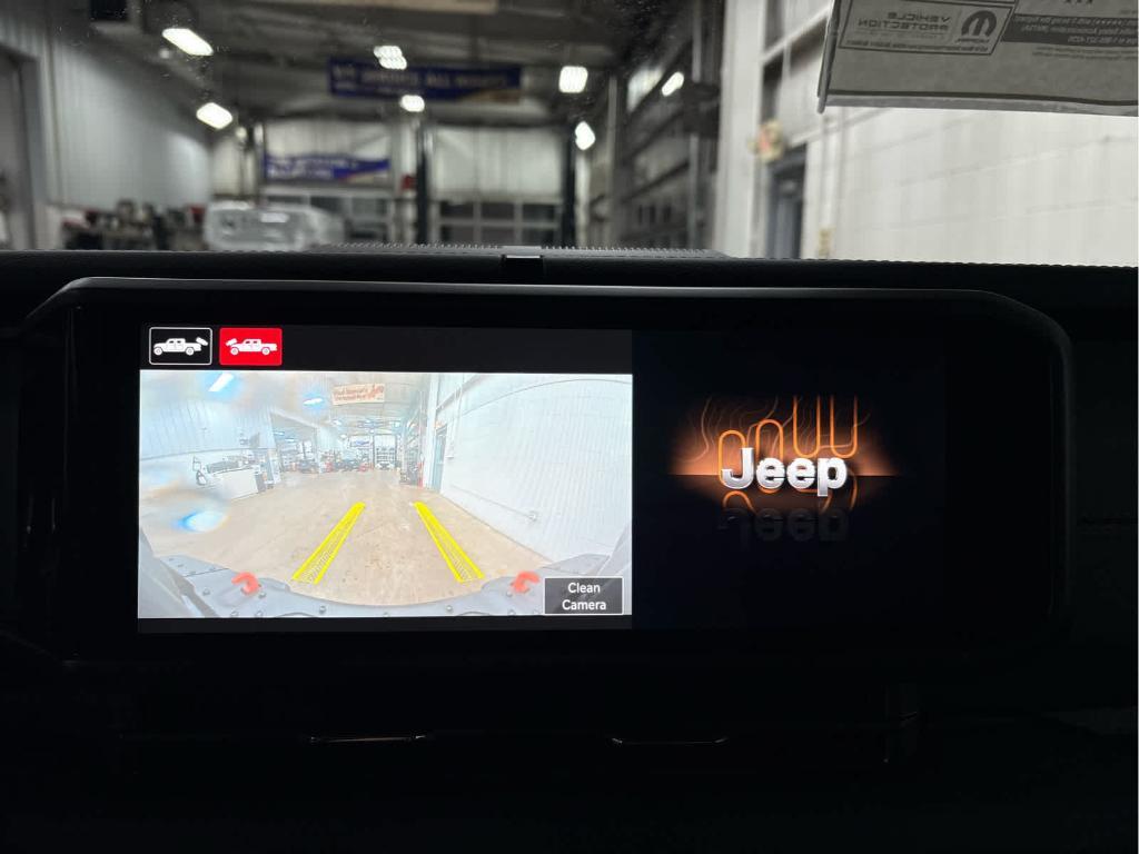 new 2025 Jeep Gladiator car, priced at $52,880