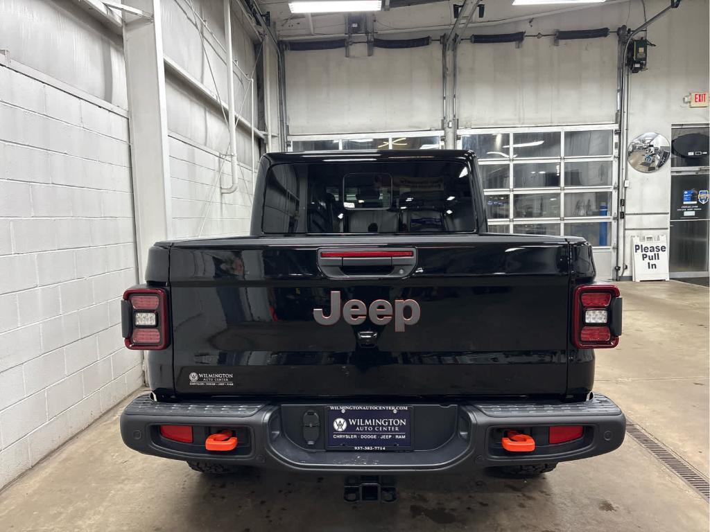 new 2025 Jeep Gladiator car, priced at $52,880