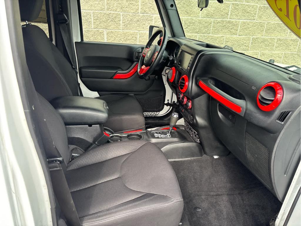 used 2015 Jeep Wrangler Unlimited car, priced at $15,988