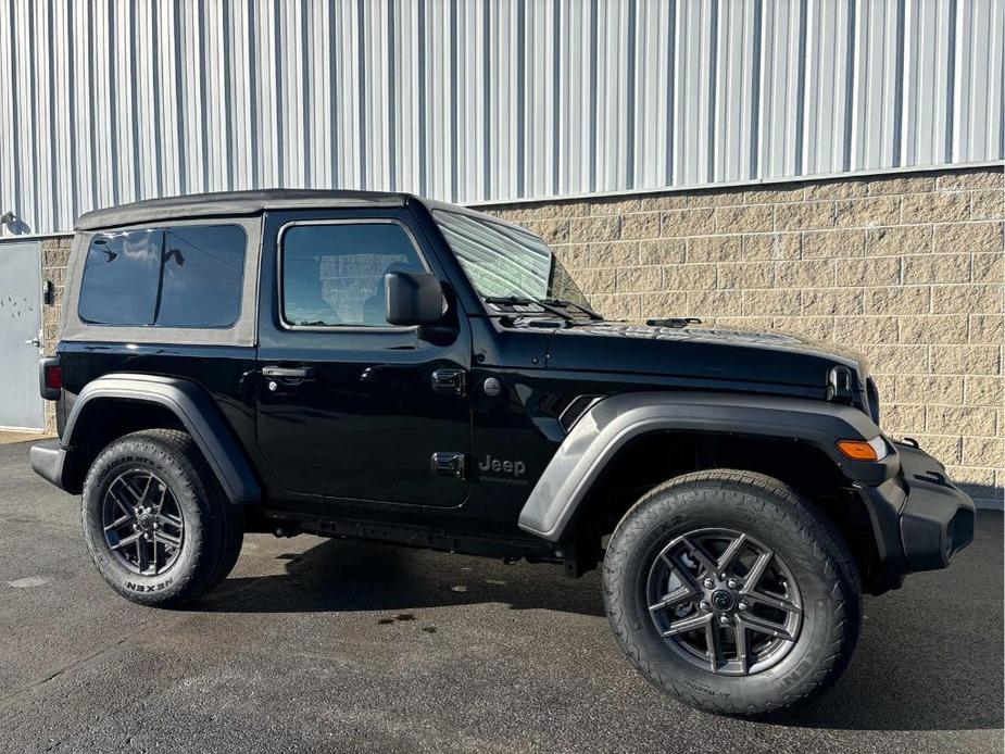 new 2025 Jeep Wrangler car, priced at $38,487