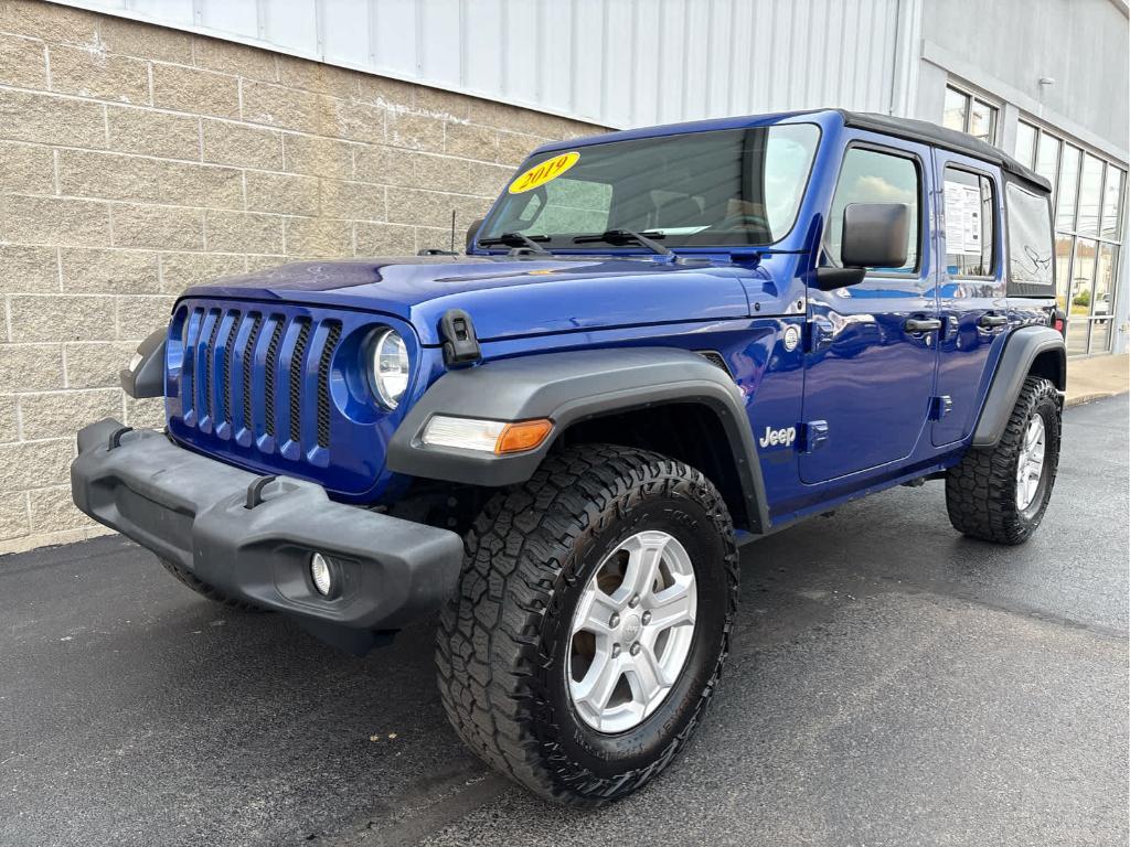 used 2019 Jeep Wrangler Unlimited car, priced at $25,093