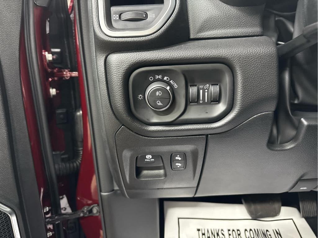 new 2025 Ram 1500 car, priced at $68,600