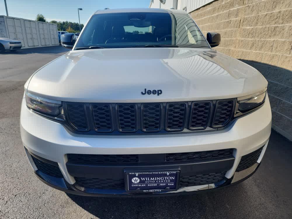 used 2024 Jeep Grand Cherokee L car, priced at $33,400