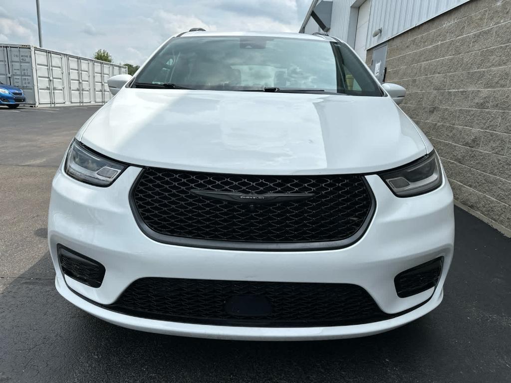 used 2021 Chrysler Pacifica car, priced at $20,992