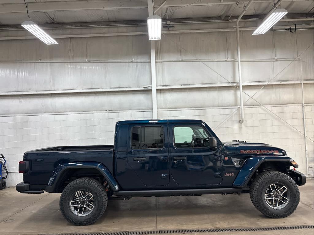 new 2025 Jeep Gladiator car, priced at $60,545