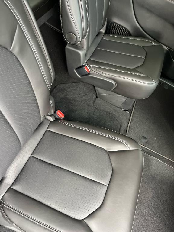 new 2025 Chrysler Pacifica car, priced at $42,980