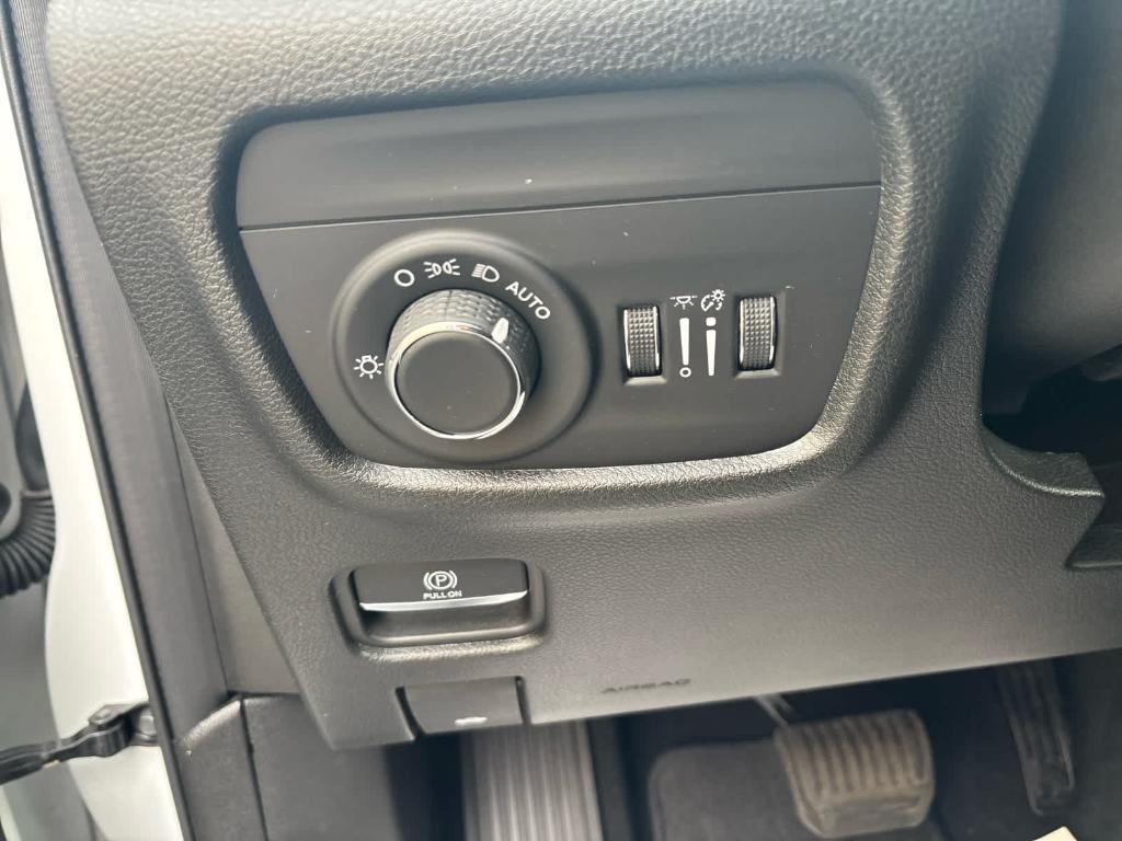 used 2022 Jeep Grand Cherokee L car, priced at $22,440