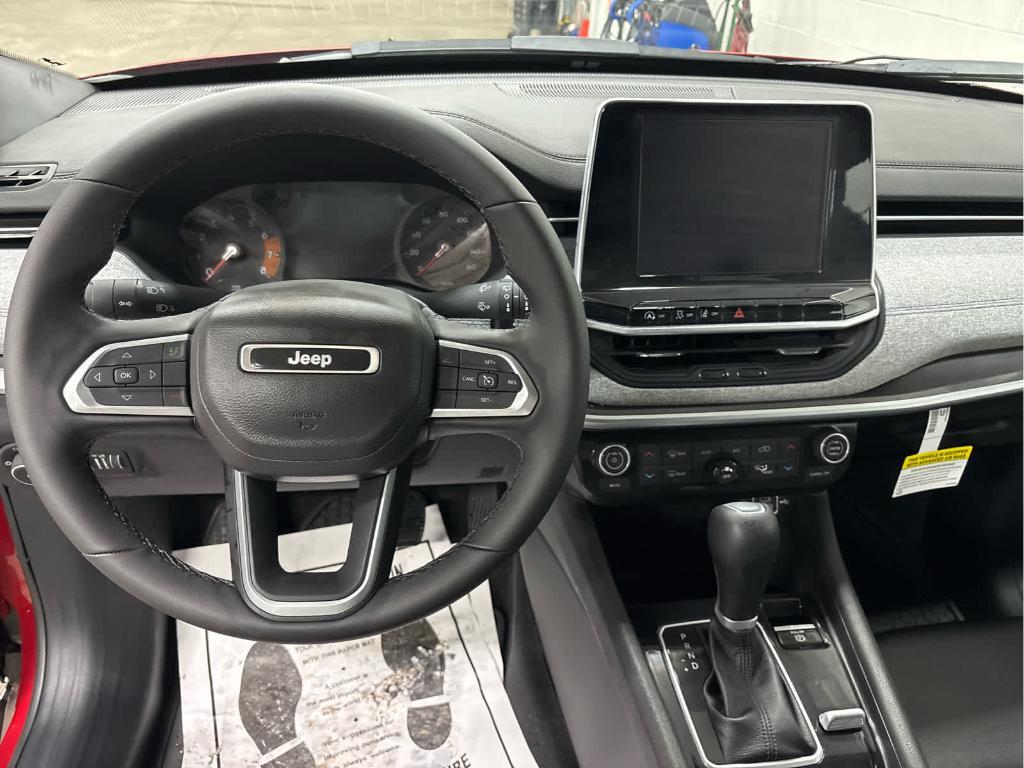 new 2025 Jeep Compass car, priced at $32,082