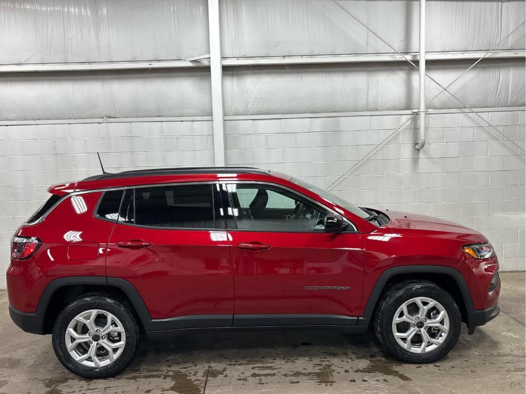 new 2025 Jeep Compass car, priced at $31,500