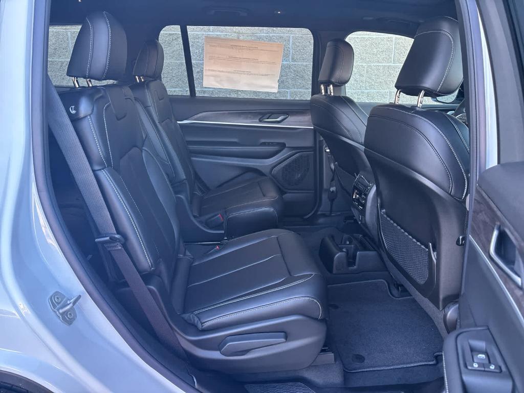 new 2025 Jeep Grand Cherokee L car, priced at $50,765