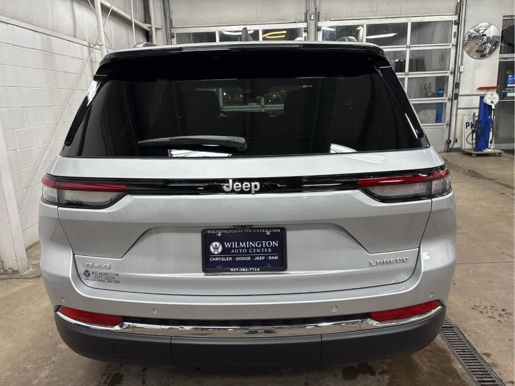 new 2025 Jeep Grand Cherokee car, priced at $39,917