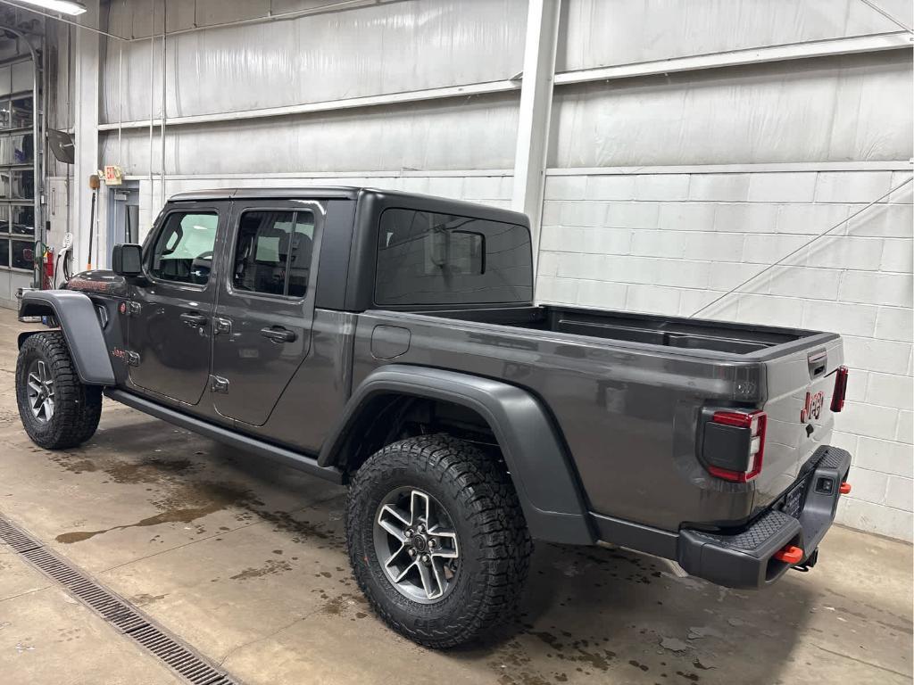 new 2025 Jeep Gladiator car, priced at $49,712