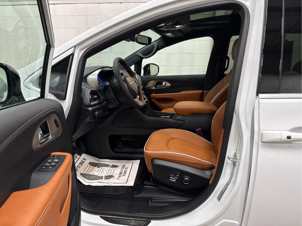 new 2026 Chrysler Pacifica car, priced at $53,348