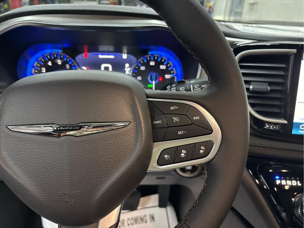 new 2026 Chrysler Pacifica car, priced at $53,348