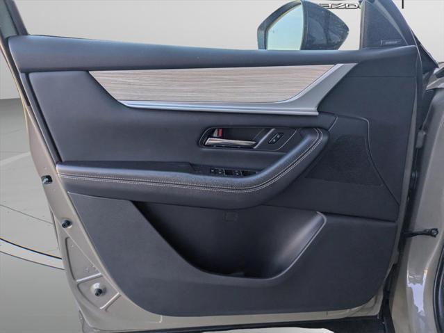 new 2025 Mazda CX-70 car, priced at $46,676