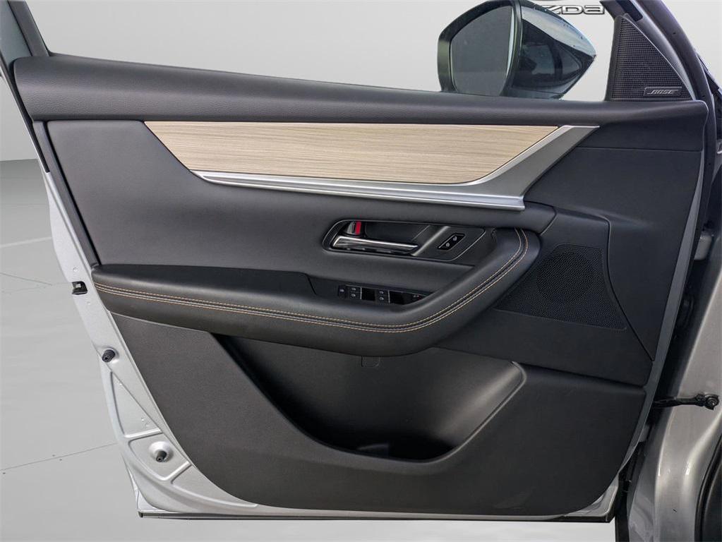 new 2025 Mazda CX-90 car, priced at $47,671