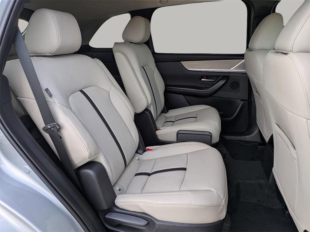 new 2025 Mazda CX-90 car, priced at $47,671