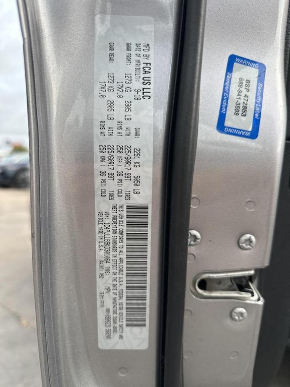 used 2019 Jeep Cherokee car, priced at $11,692