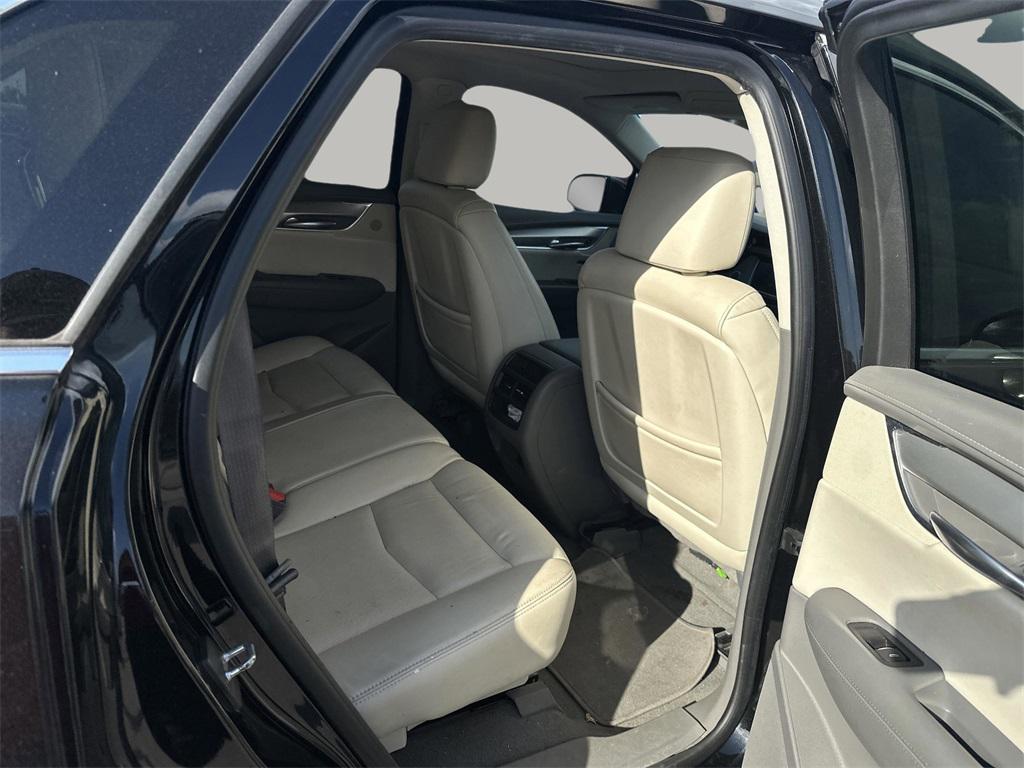 used 2018 Cadillac XT5 car, priced at $16,198