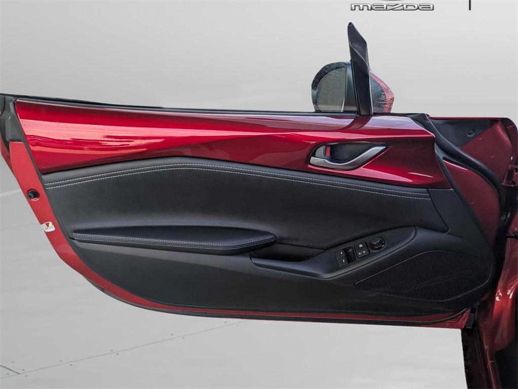 new 2025 Mazda MX-5 Miata RF car, priced at $39,960