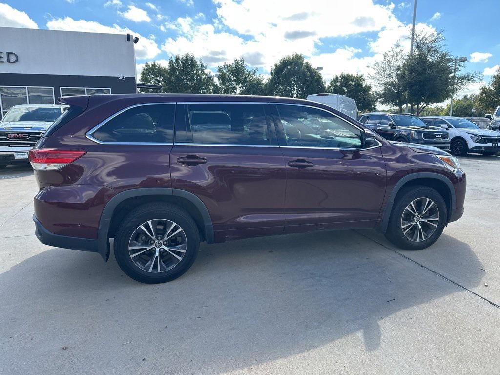 used 2018 Toyota Highlander car, priced at $23,603