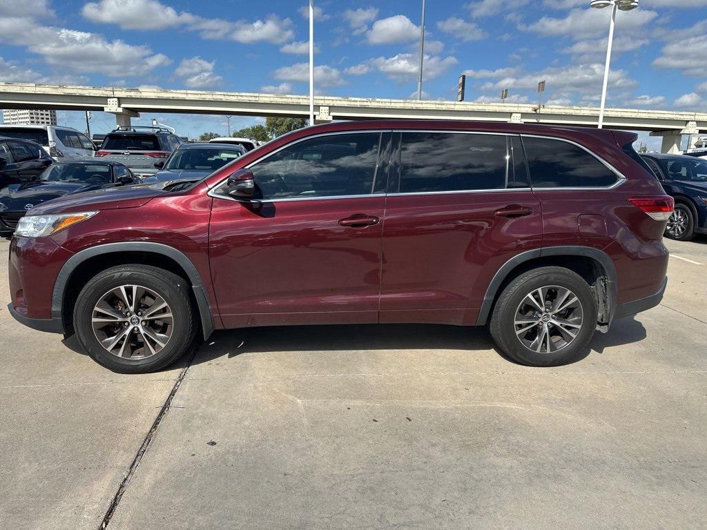used 2018 Toyota Highlander car, priced at $23,603