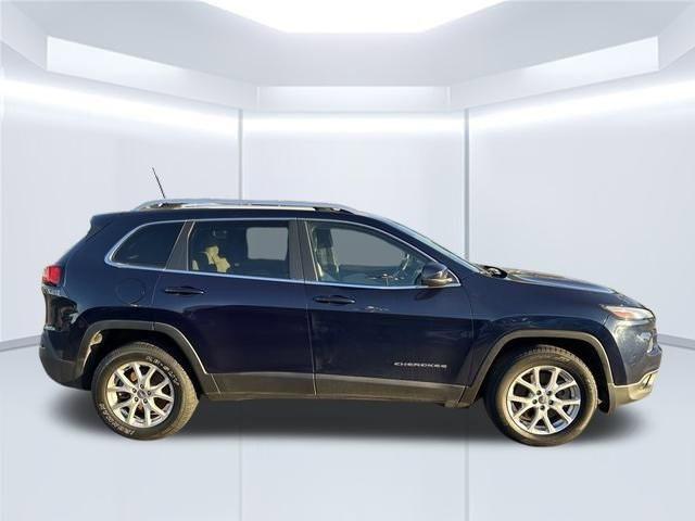 used 2015 Jeep Cherokee car, priced at $9,696