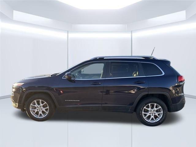 used 2015 Jeep Cherokee car, priced at $9,696