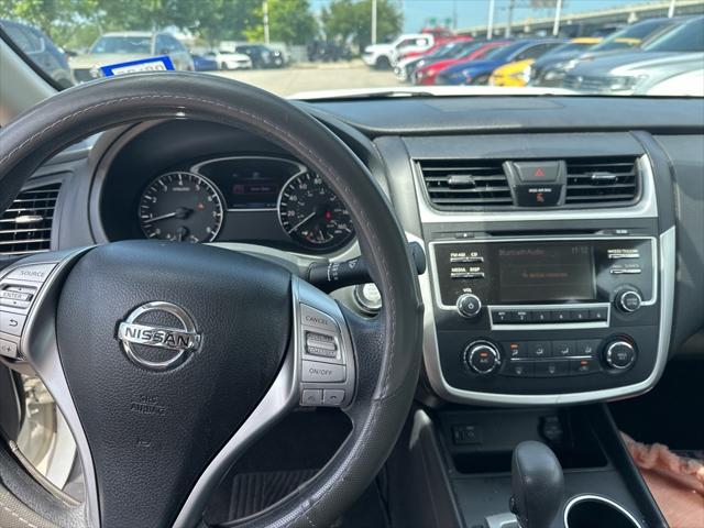 used 2016 Nissan Altima car