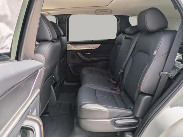 new 2025 Mazda CX-70 PHEV car, priced at $55,272